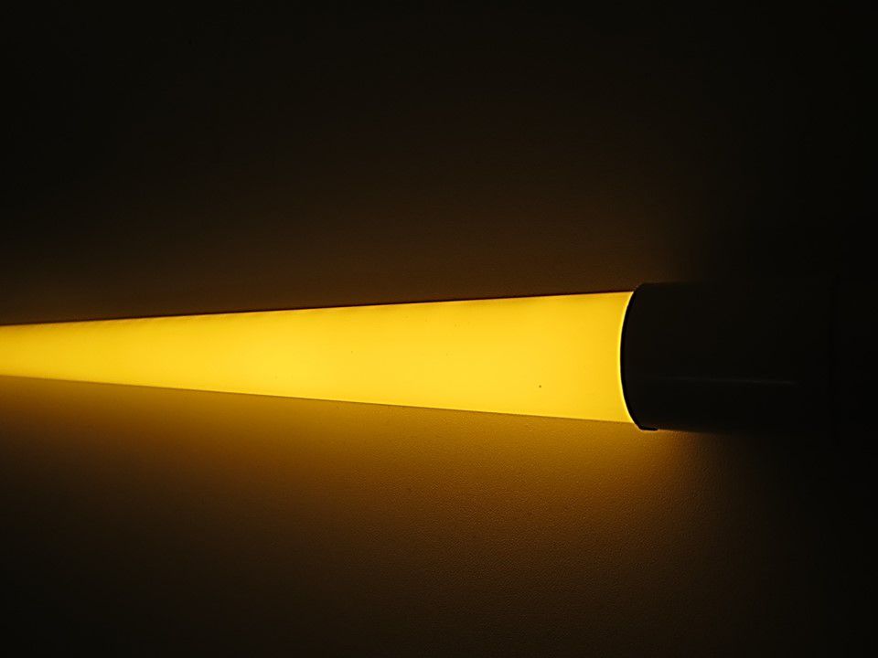 L Mpada Tubular Led Amarelo W Fosco T M L Mpada De Led