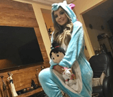 LARISSA MANOELA com pijama de unicórnio da We Stuff