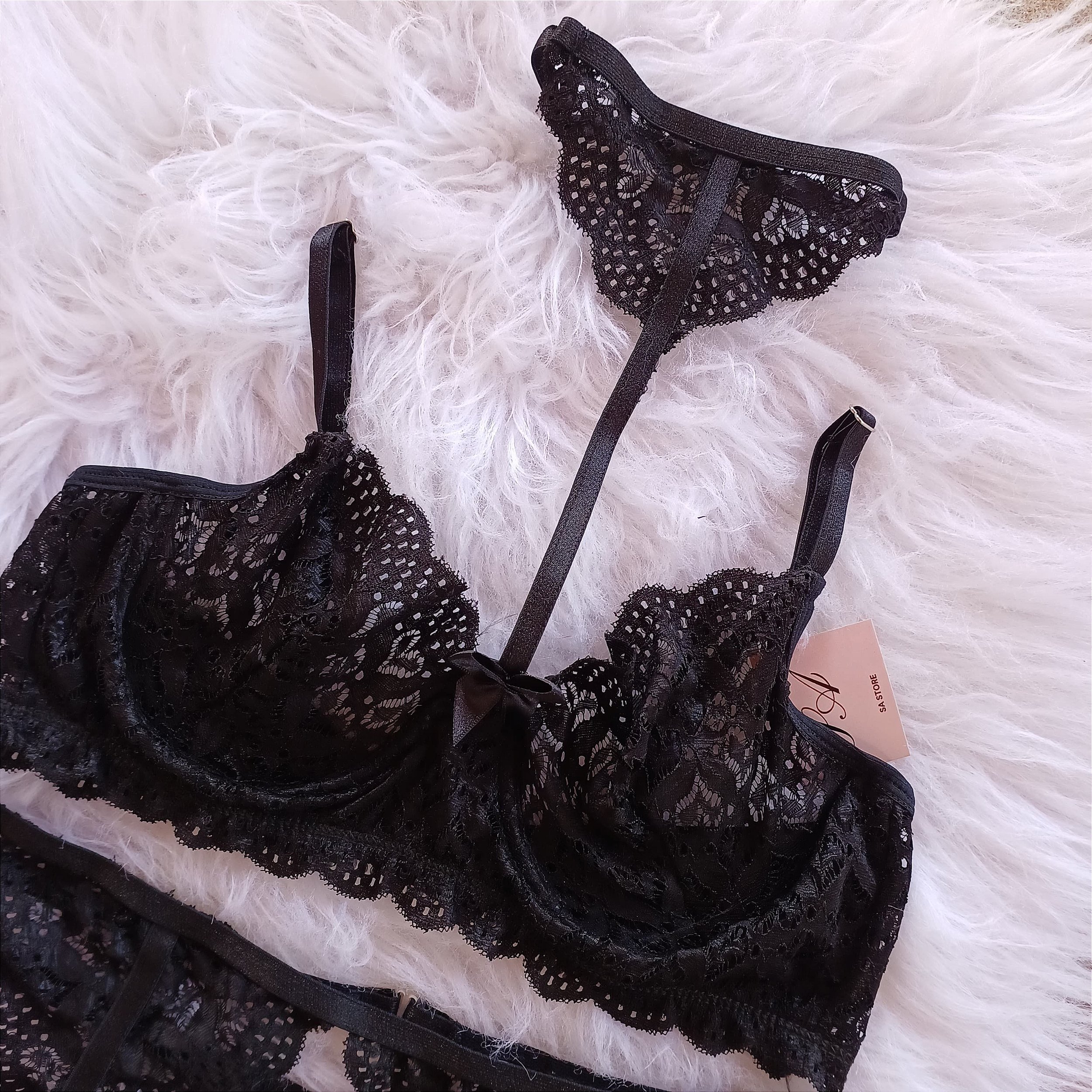 Conjunto Lingerie Love Preto Cinta Liga E Gargantilha