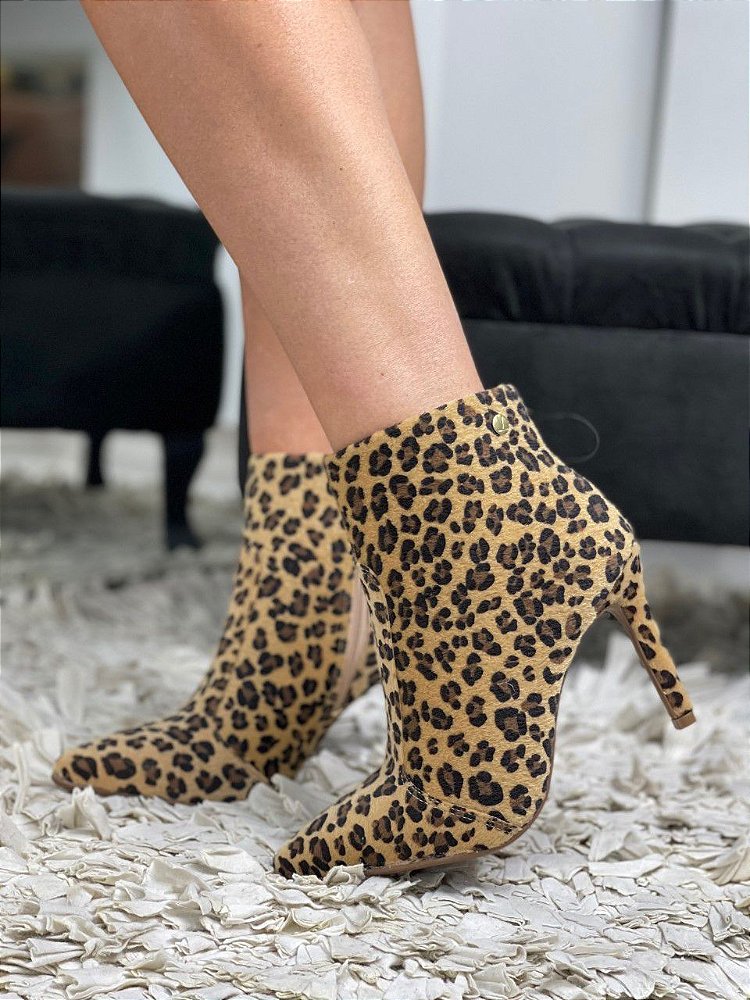 Bota Animal Print Salto Fino Vizzano - Evidence Acessórios
