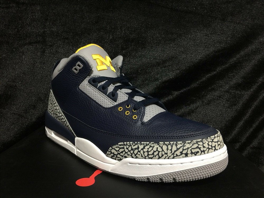 jordan 3 retro michigan pe