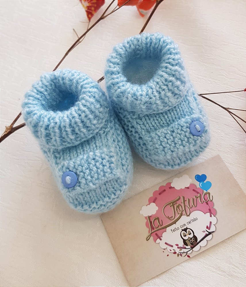 Sapatinho tricô azul botão - La Fofura Baby - Enxoval de bebê e Bolsas de  Maternidade