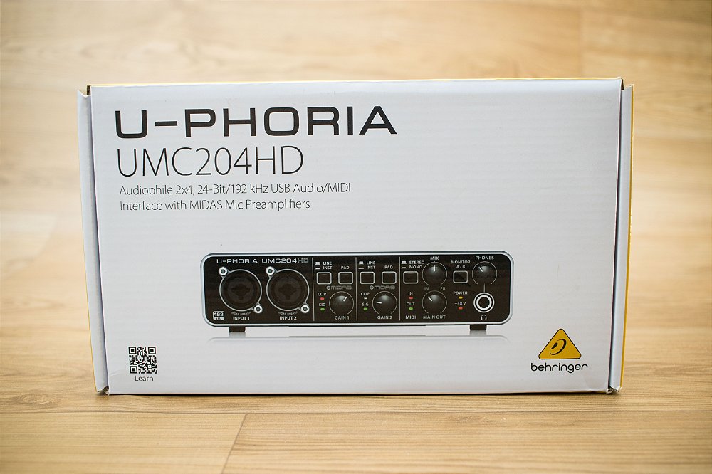 behringer u phoria um2 stereo input