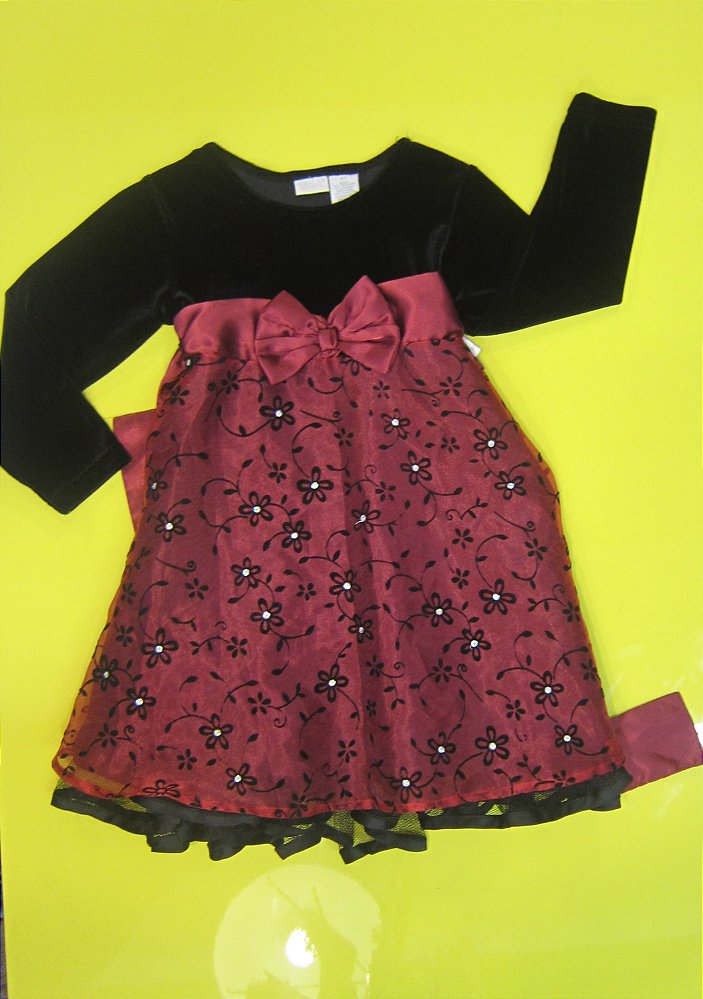 vestido preto saia rodada