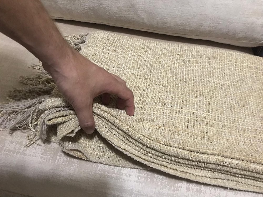 Manta para sofá em Chenille - Manteiga - Decorart