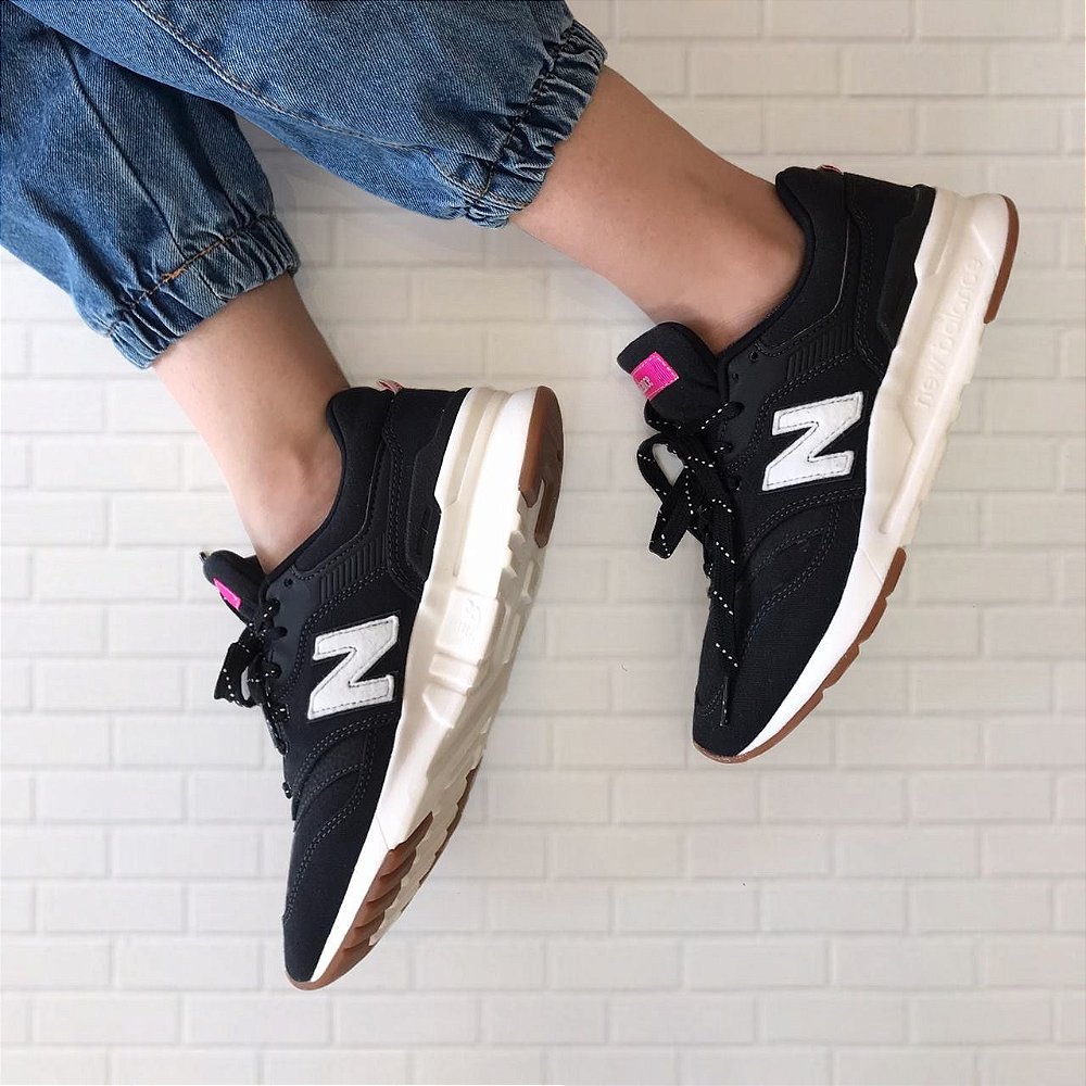 tenis new balance feminino jeans