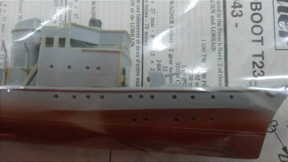 Heller Torpedoboot T23 – Maquette 1/400 – 117 Pièces – Niveau Intermédiaire
