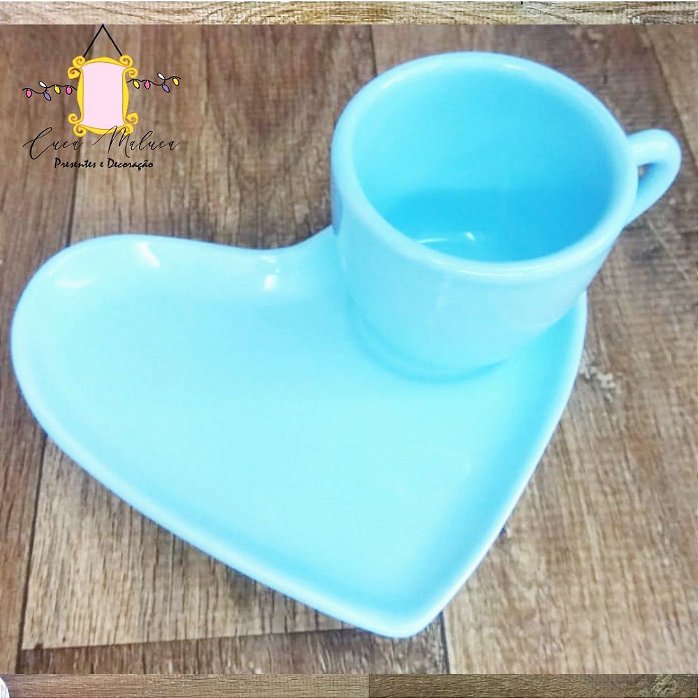 Xicara Com Pires De Coracao Azul Claro Cuca Maluca Presentes
