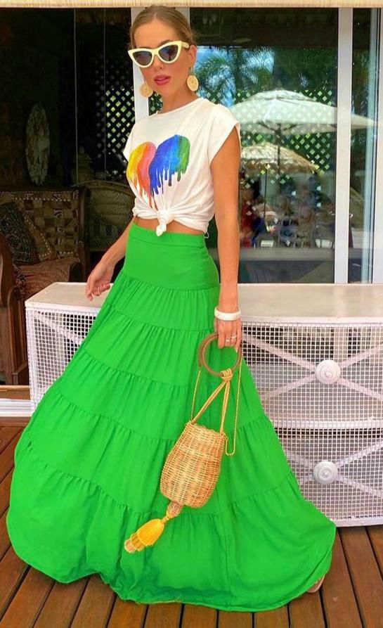 Saia longa verde bandeira - unicas - Mabô Boutique - Loja especializada em  moda feminina