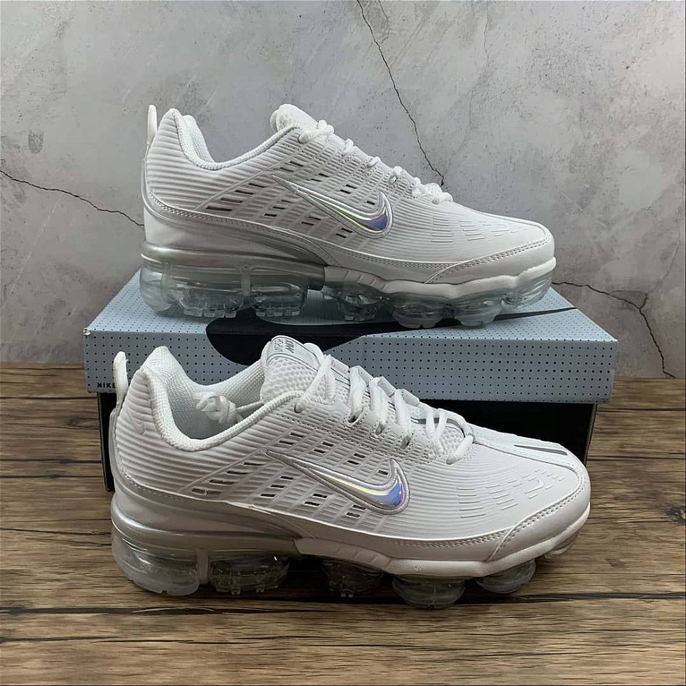 nike all white vapor max