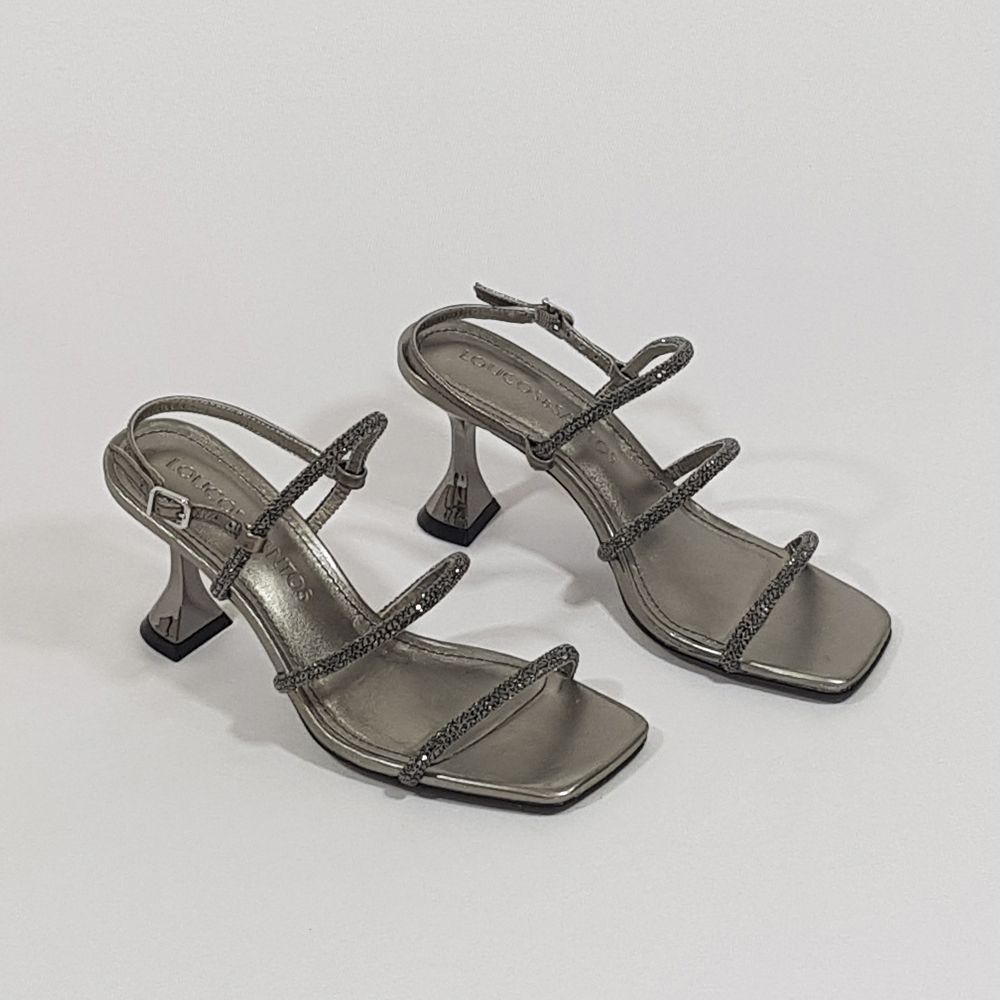 sandalia prata velho arezzo