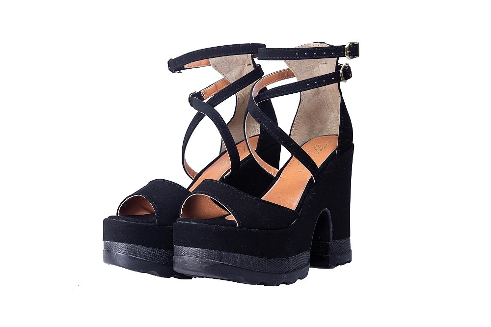 sandalia anabela tratorada