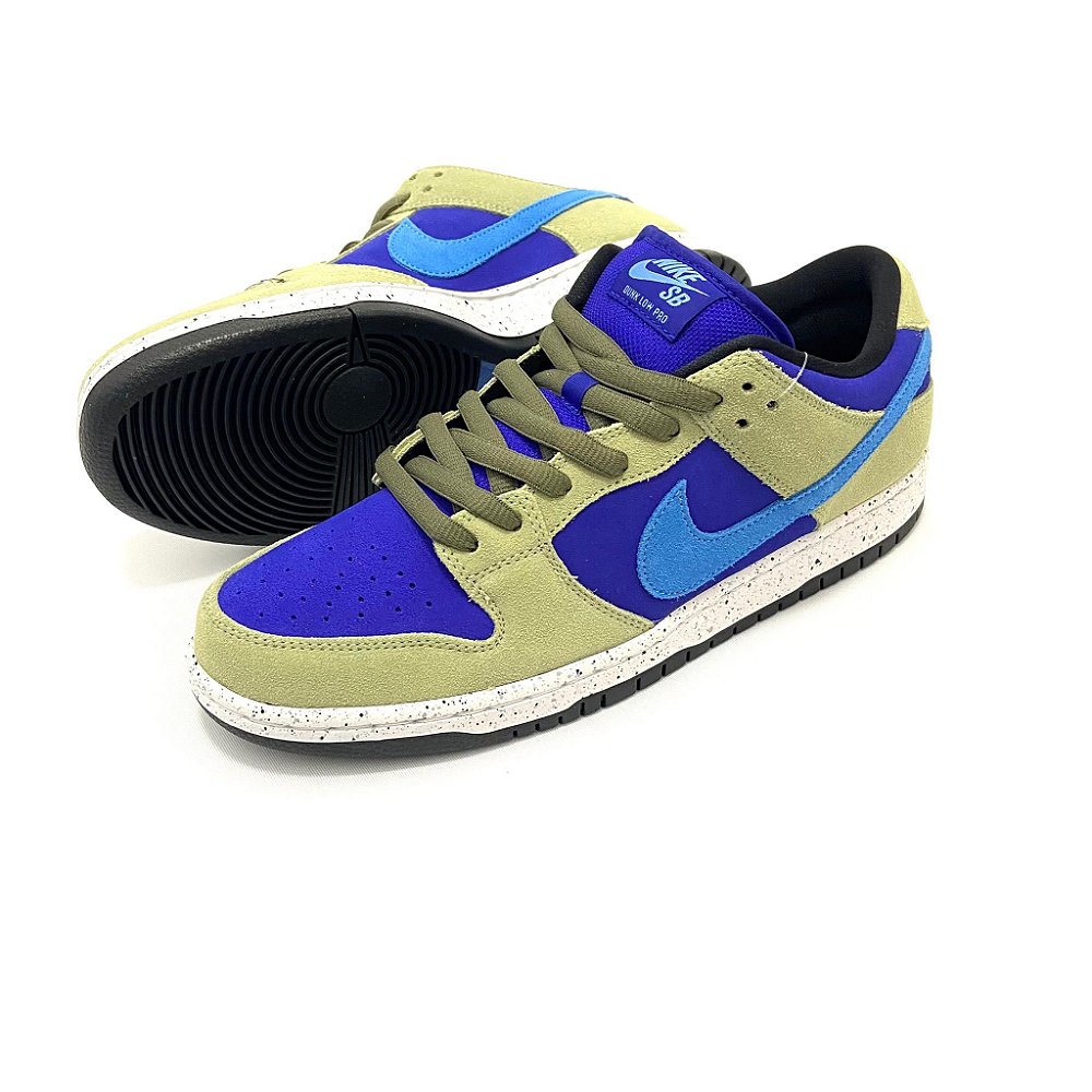 Nike SB Dunk Low 