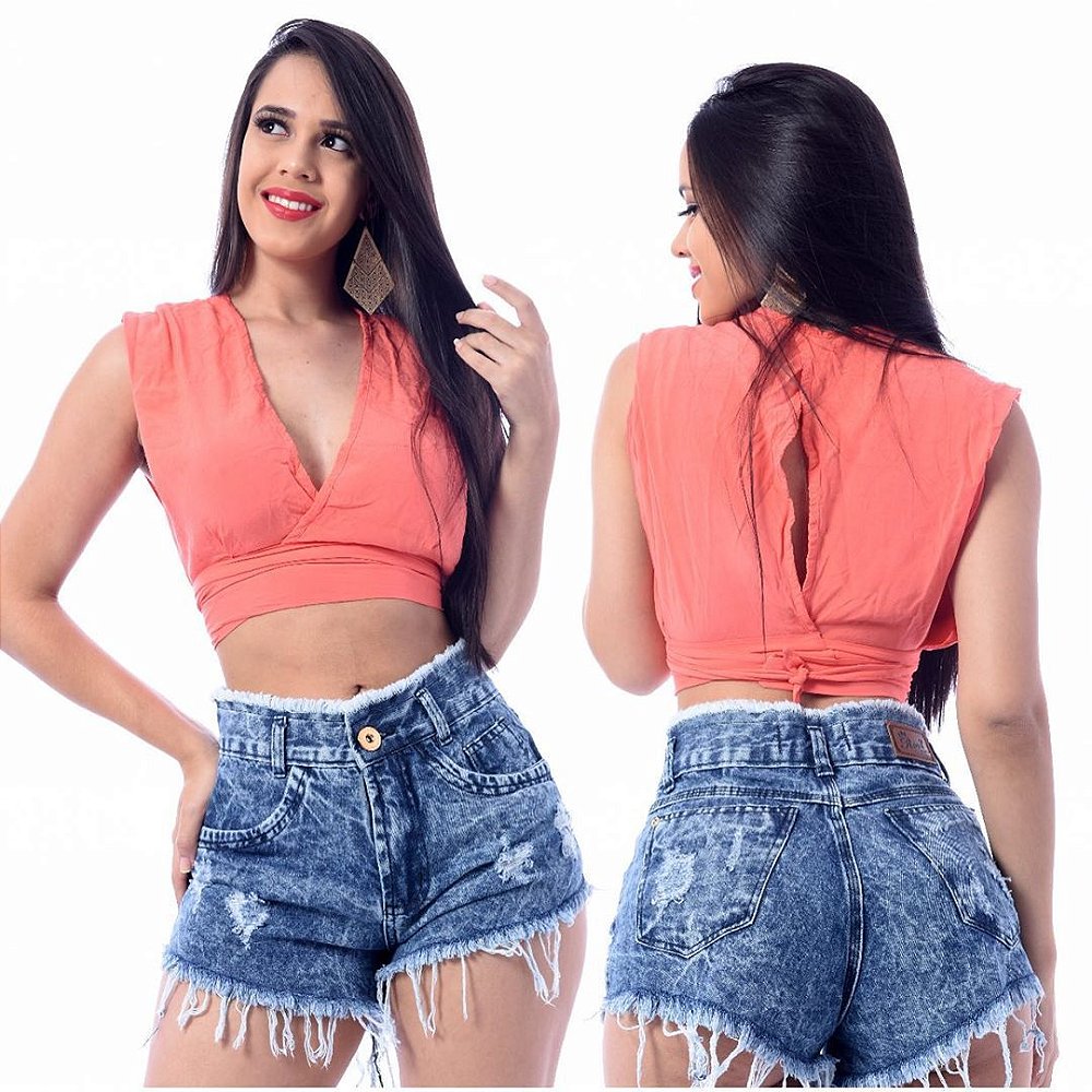 short jeans desfiado na cintura