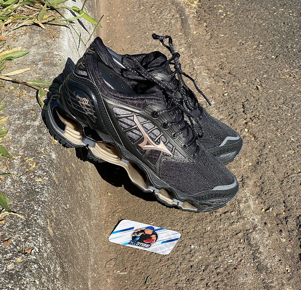 pro 9 mizuno preto