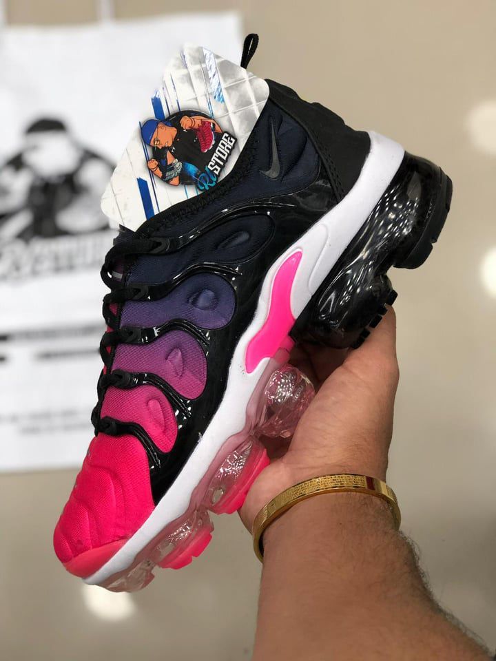 vapormax plus degrade