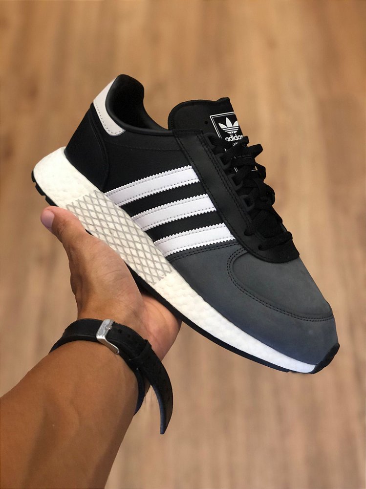 tenis adidas marathon tech