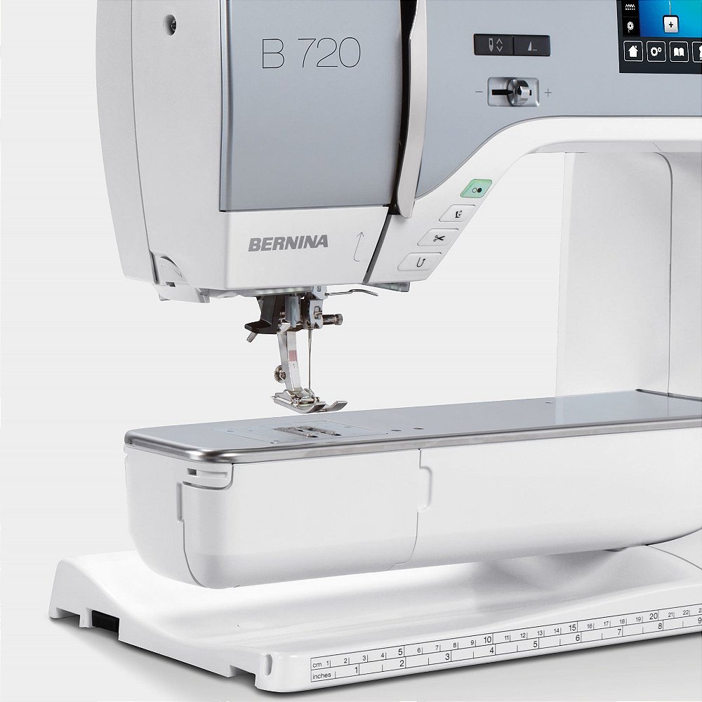 Máquina de costura BERNINA 720 - BERNINA BRASIL