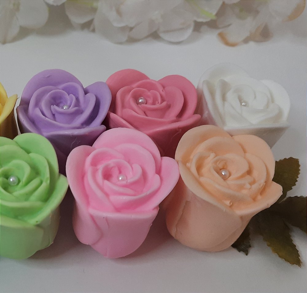 Botão de Rosa em Sabonete Artesanal - Carinho em Pedaços - Sabonetes  Artesanais, Cosméticos e Lembrancinhas