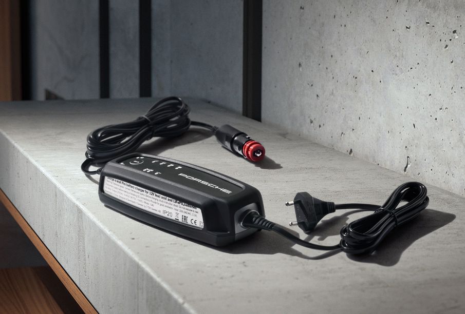 Porsche Charge-o-mat Pro 12Vバッテリーチャージャー Carregador de Bateria Porsche Charge-O-Mat Pro: Mantenha sua