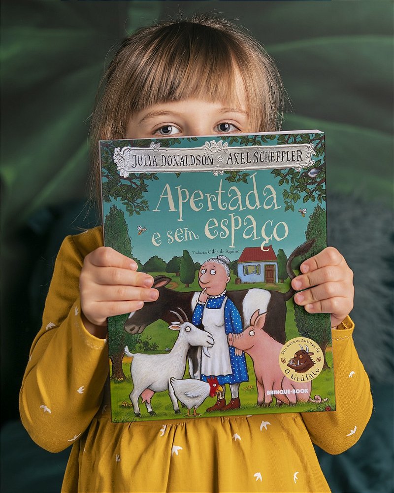 Apertada E Sem Espaço Julia Donaldson Lírios Da Cruz