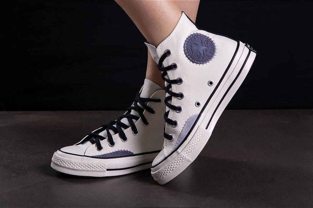Tênis Converse Chuck 70 Hi Alt Exploration Amendoa Carvao Claro - Loja  Kiwishoes - Calçados e Acessórios Femininos em Vitória da Conquista