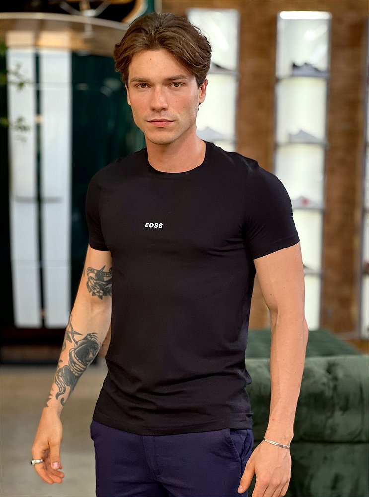 Camiseta Hugo Boss Slim Fit Preta Basic - New Man Outlet
