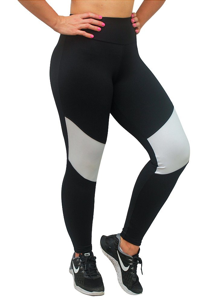 calça legging com detalhes