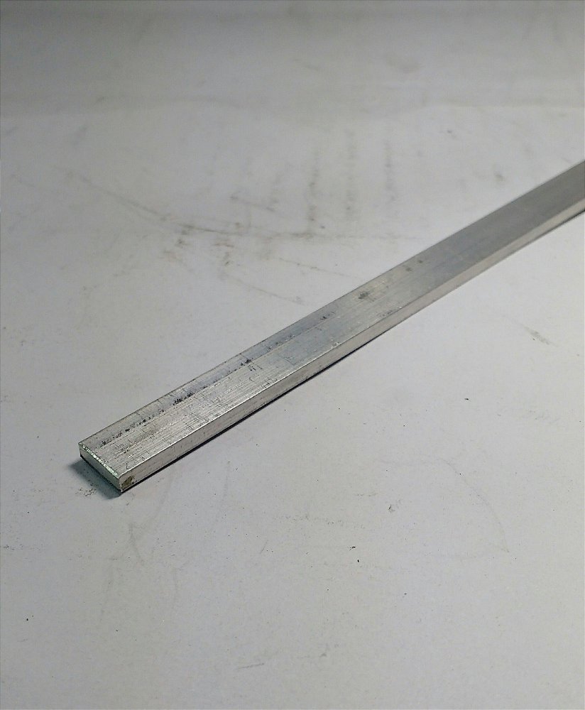 Barra Chata de Aluminio 3/8