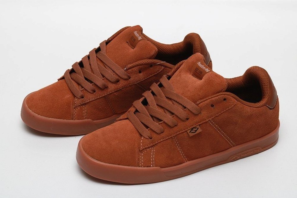 tenis freedom fog branco