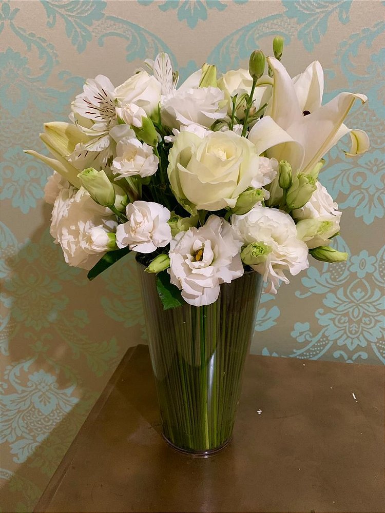 Mix de Flores Brancas o Vaso - Floricultura Mary Clar