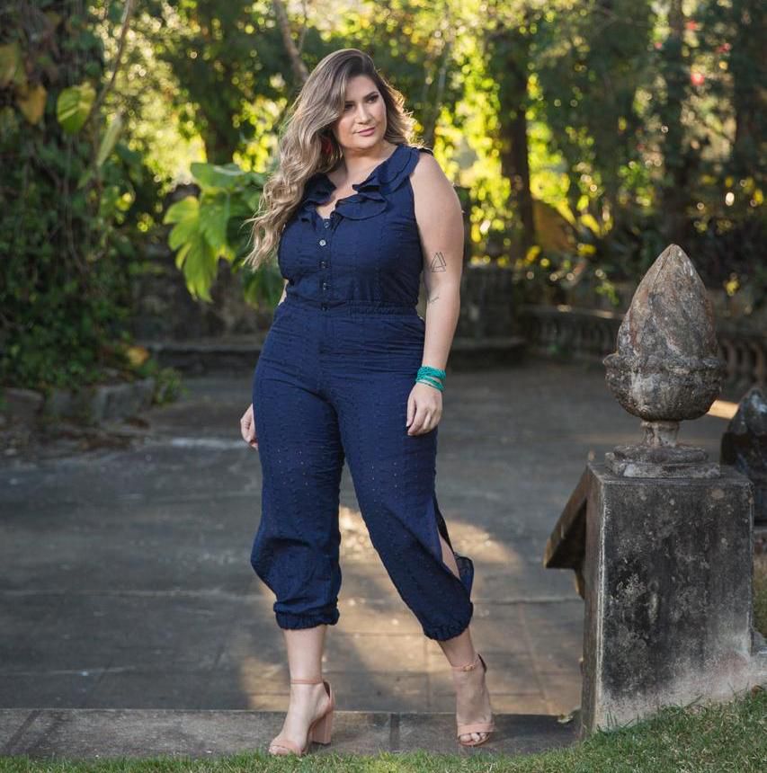 macacao pantacourt com elastico na perna