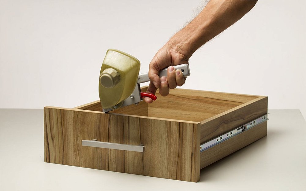 Coladeira manual portátil para topos usa cola de contato, para MDF MDP