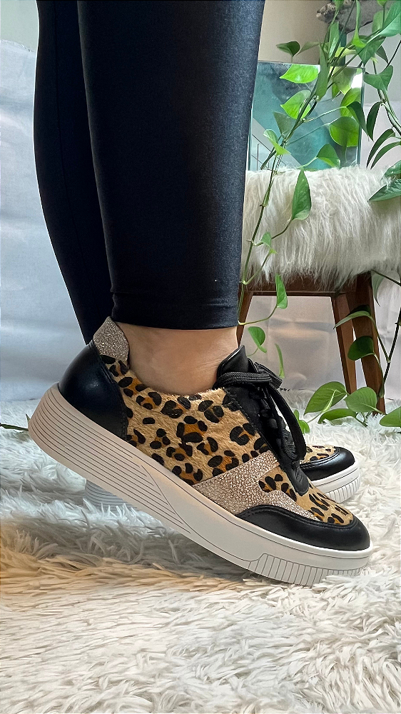 Tênis Casual Recortes Napa Preto e Onça 310013P Bendito Conforto