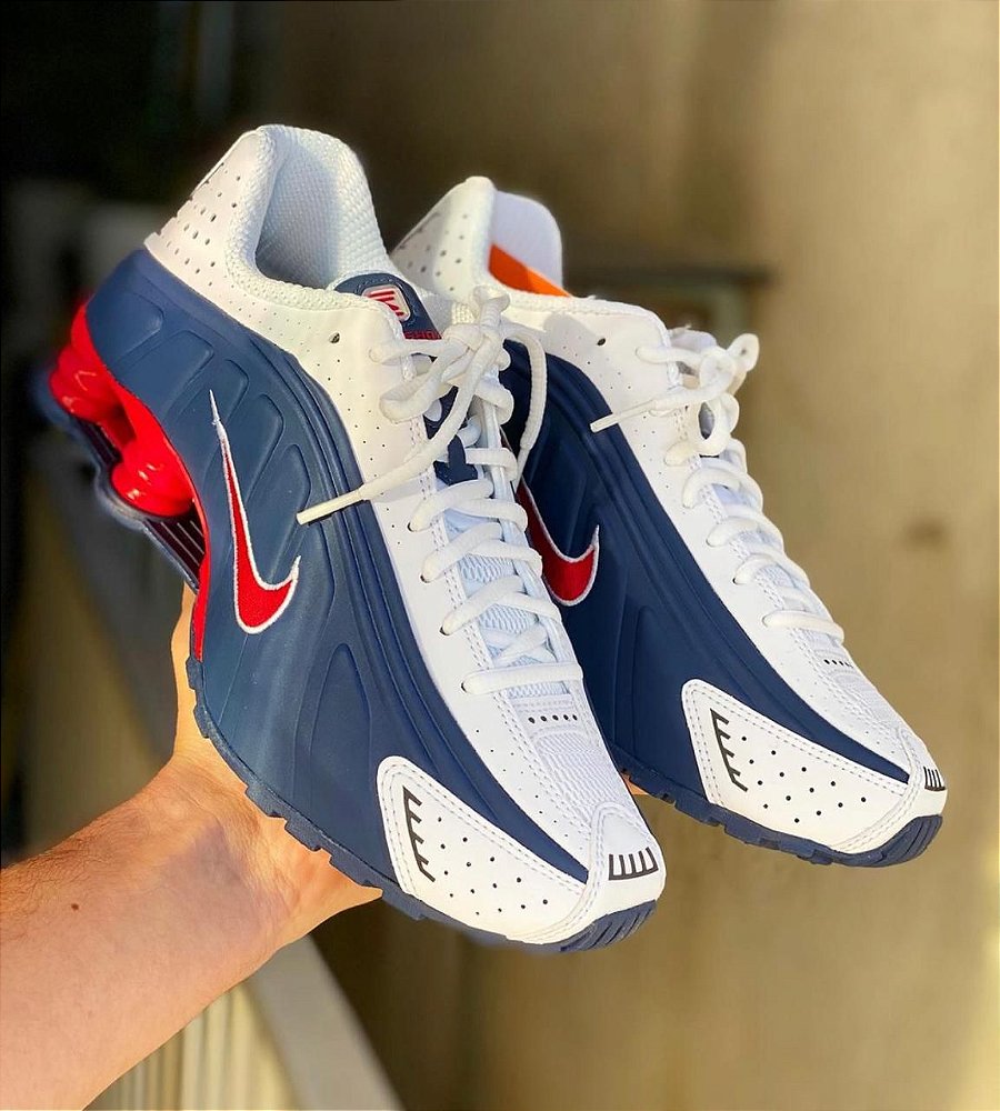 r4 nike branco e azul