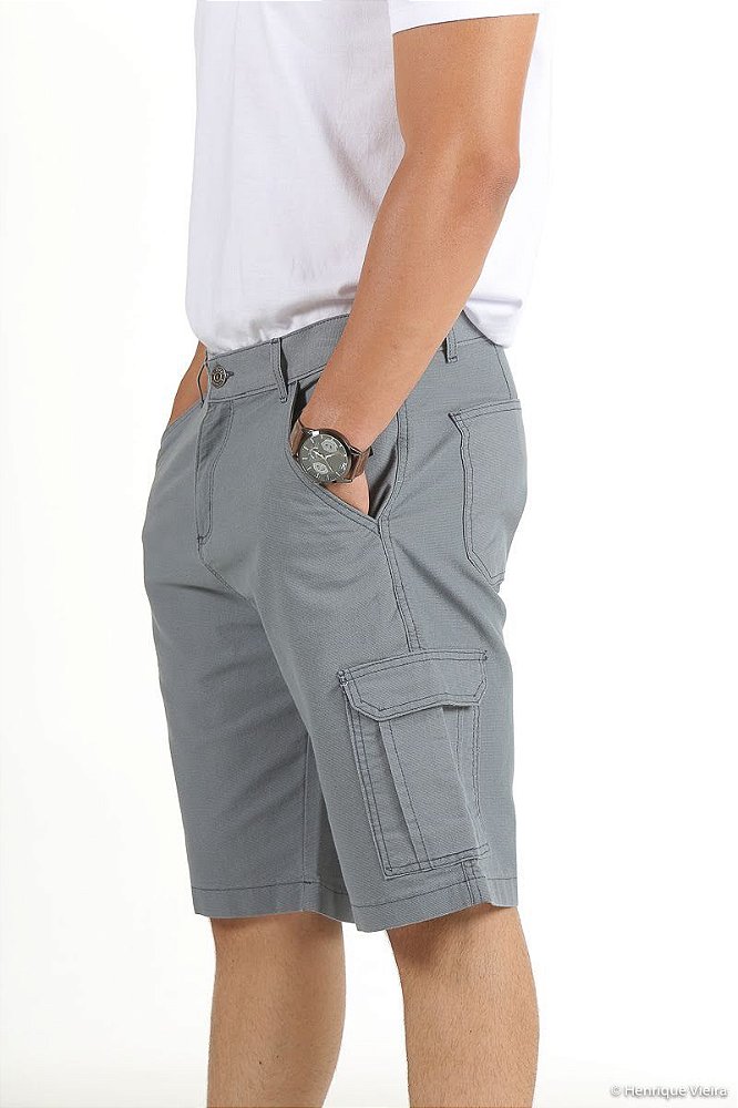 Bermuda de sarja com bolso lateral Outlet
