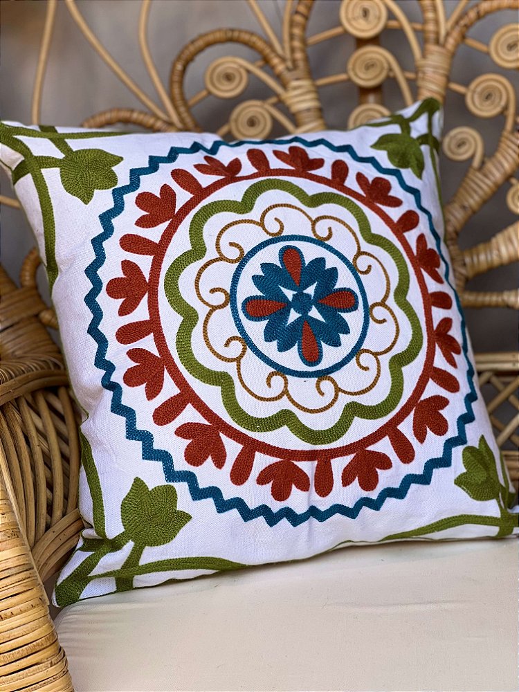 Capa Para Almofada - Bordada - Mandala Colorida - Marrocos For You |  Decoração e Vestuário - Étnico