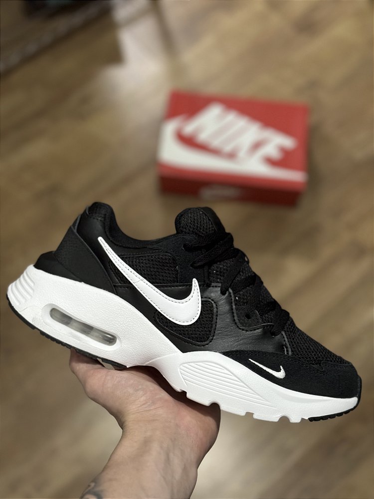 AIR MAX 90 “Black/Black” - Corre de Rua