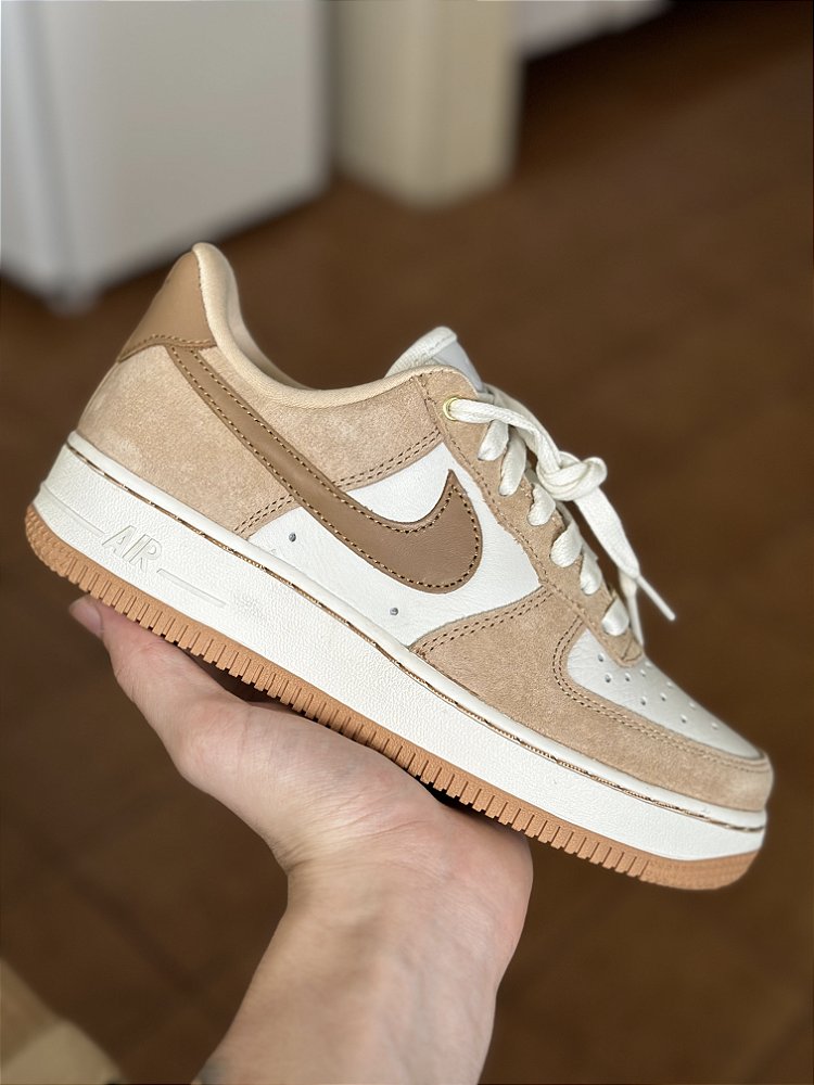 AIR FORCE 1 LXX “Vachetta Tan” - Corre de Rua