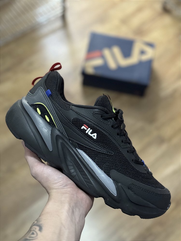 FILA RT-LOW (black/black/royal/red) - Corre de Rua