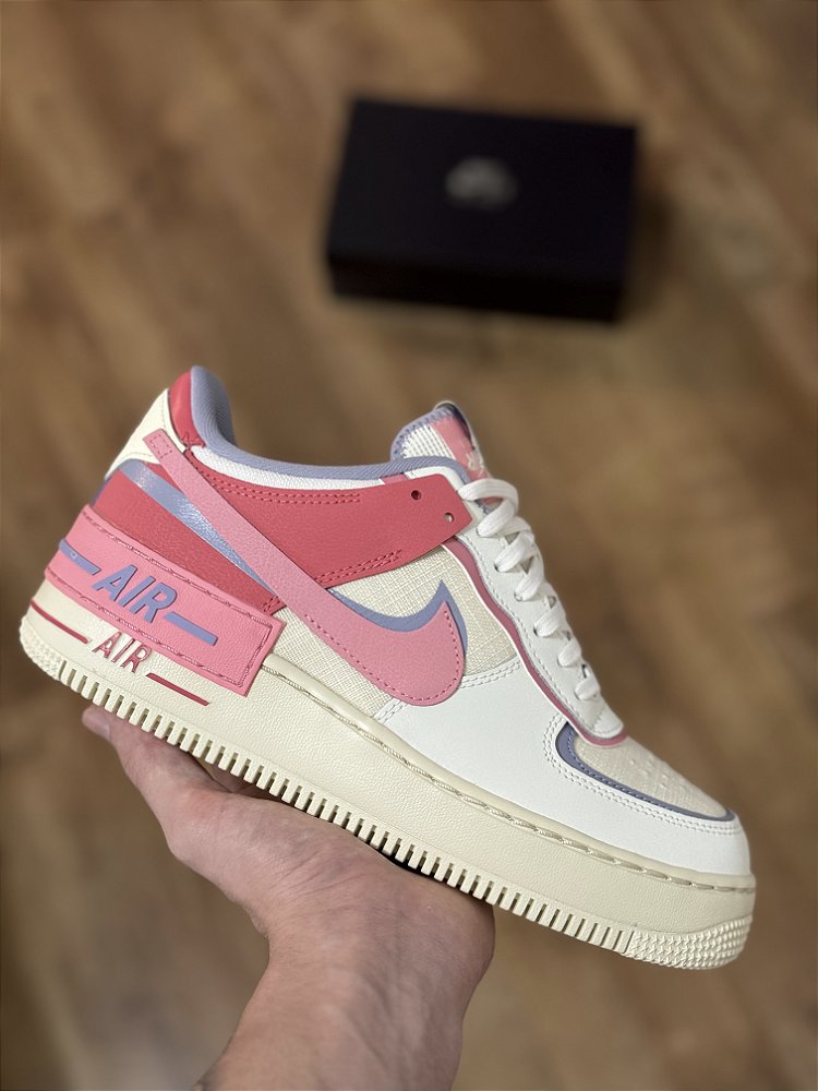 NIKE AIR FORCE 1 SHADOW “Light Soft Pink” - Corre de Rua NIKE AIR FORCE 1 SHADOW “Light Soft Pink” - Corre de Rua