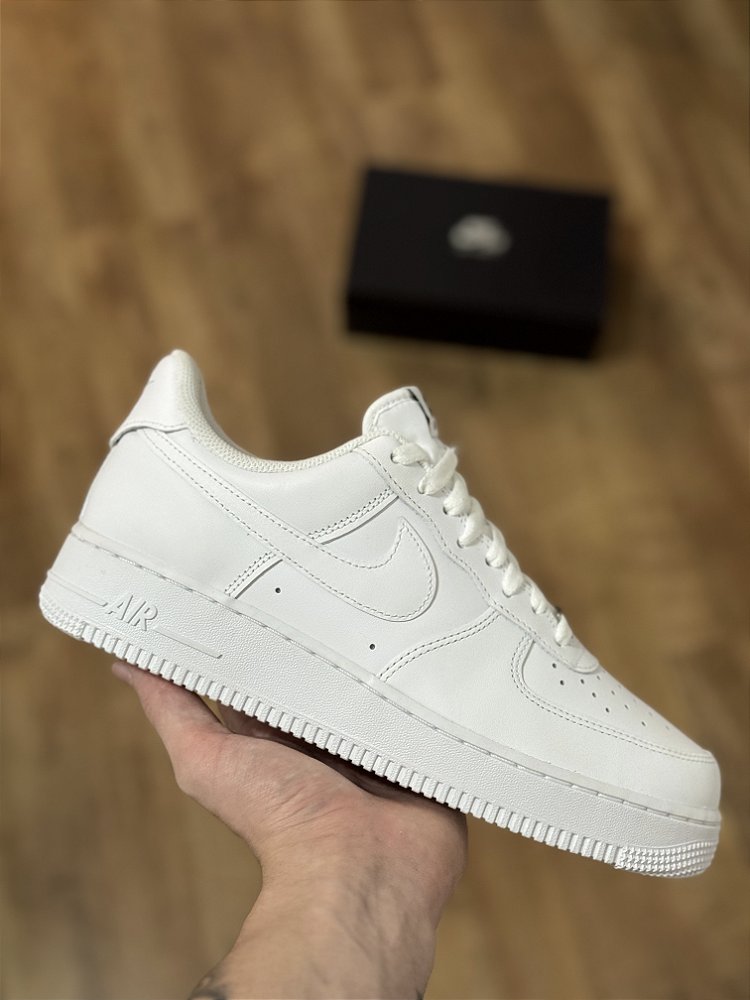 NIKE AIR FORCE 1 '07 FLYEASE - Corre de Rua