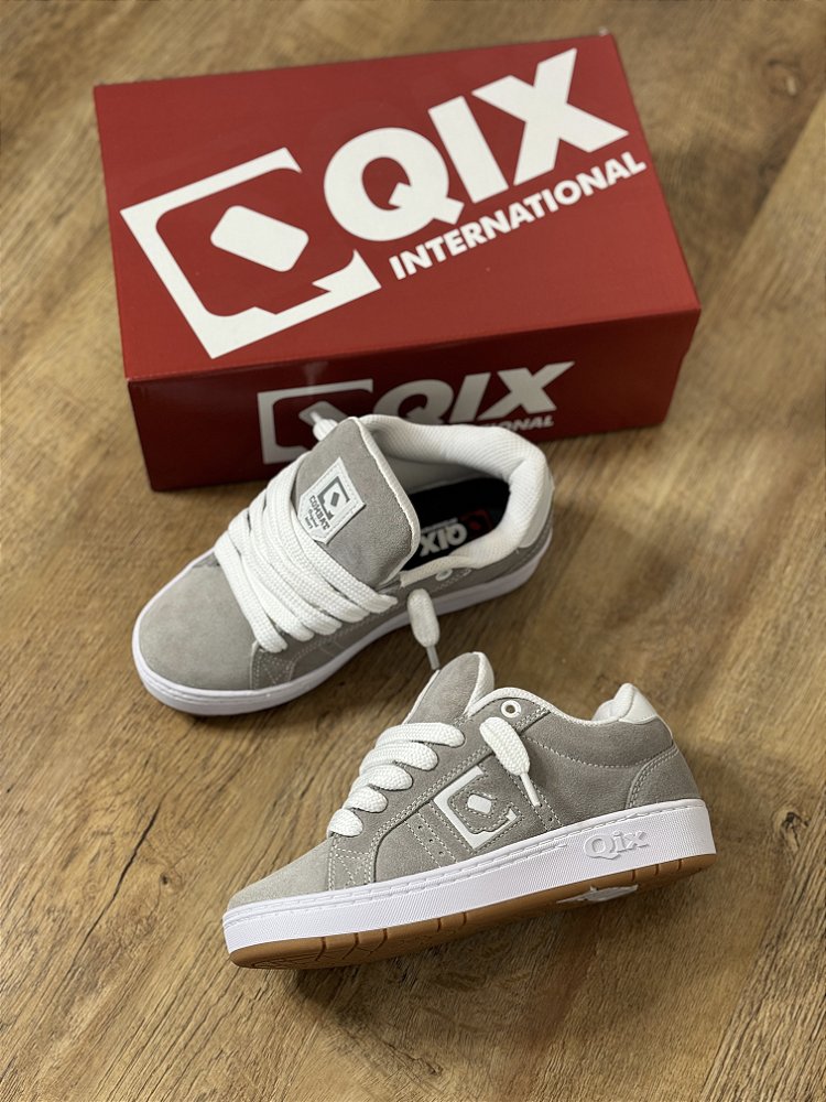 QIX COMBAT SUEDE (cinza) - Corre de Rua