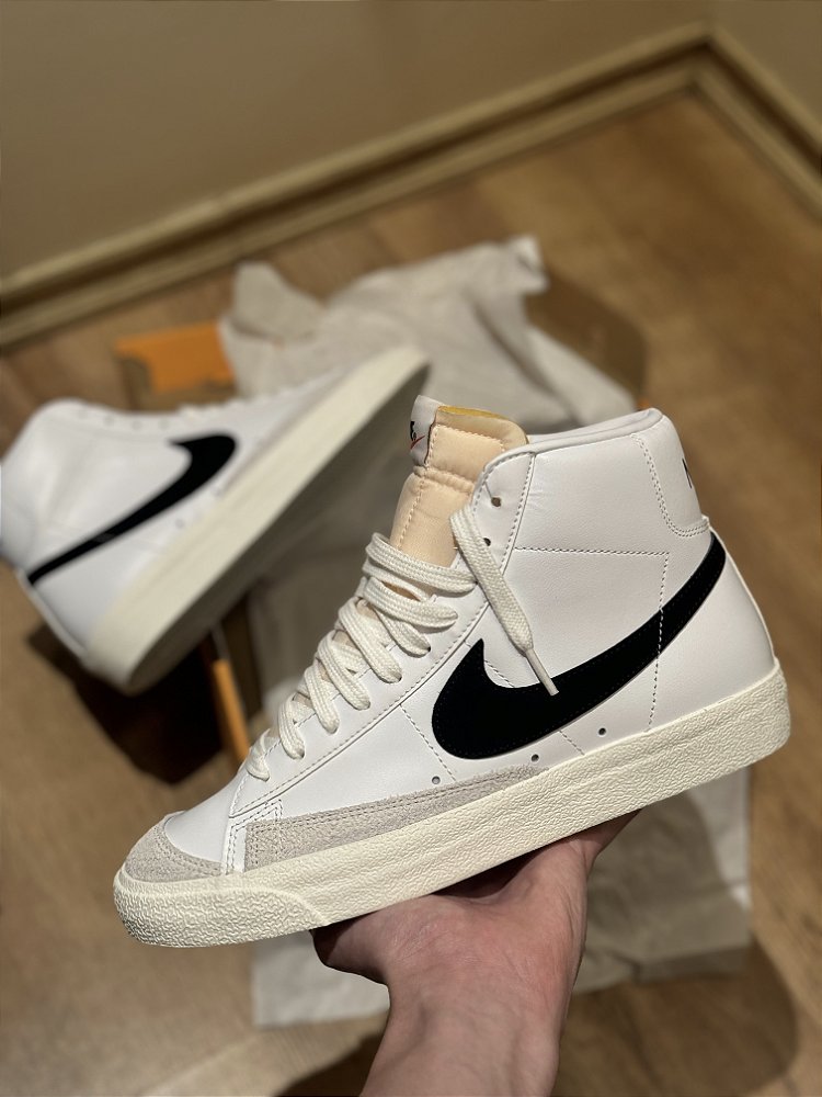 NIKE BLAZER MID '77 VNTG (black/white) - Corre de Rua NIKE BLAZER MID '77 VNTG (black/white) - Corre de Rua