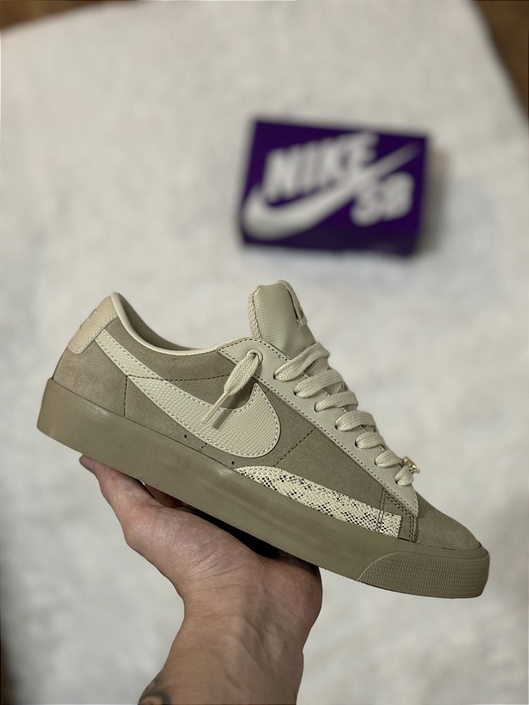 nike sb blazer snakeskin