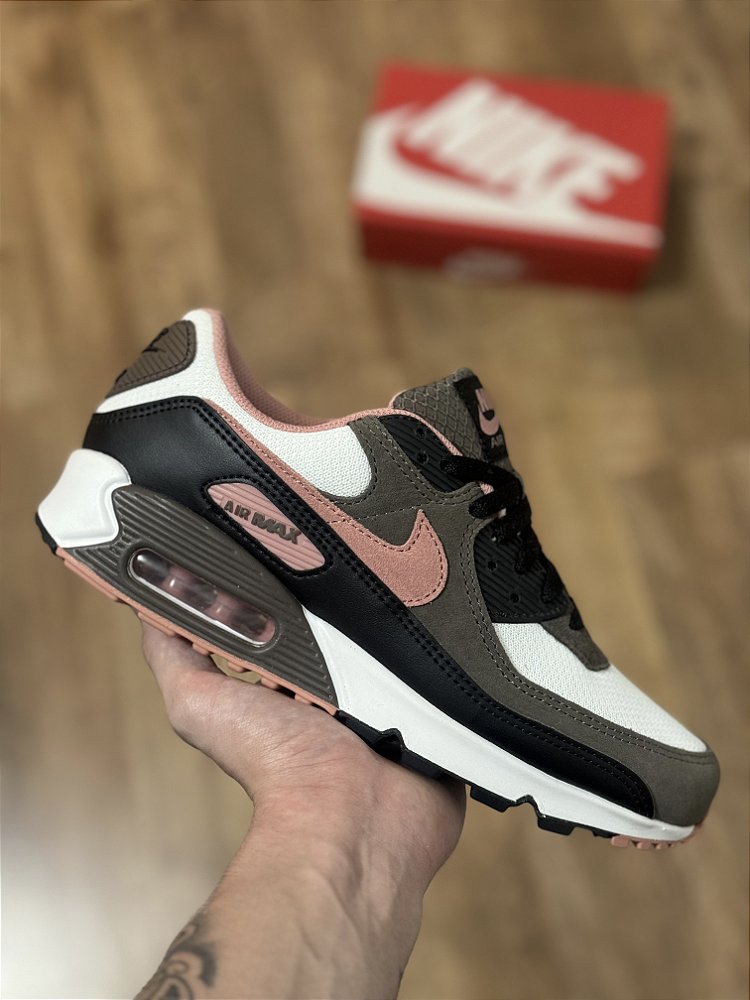 NIKE AIR MAX 90 “ Ironstone Red Stardust” - Corre de Rua