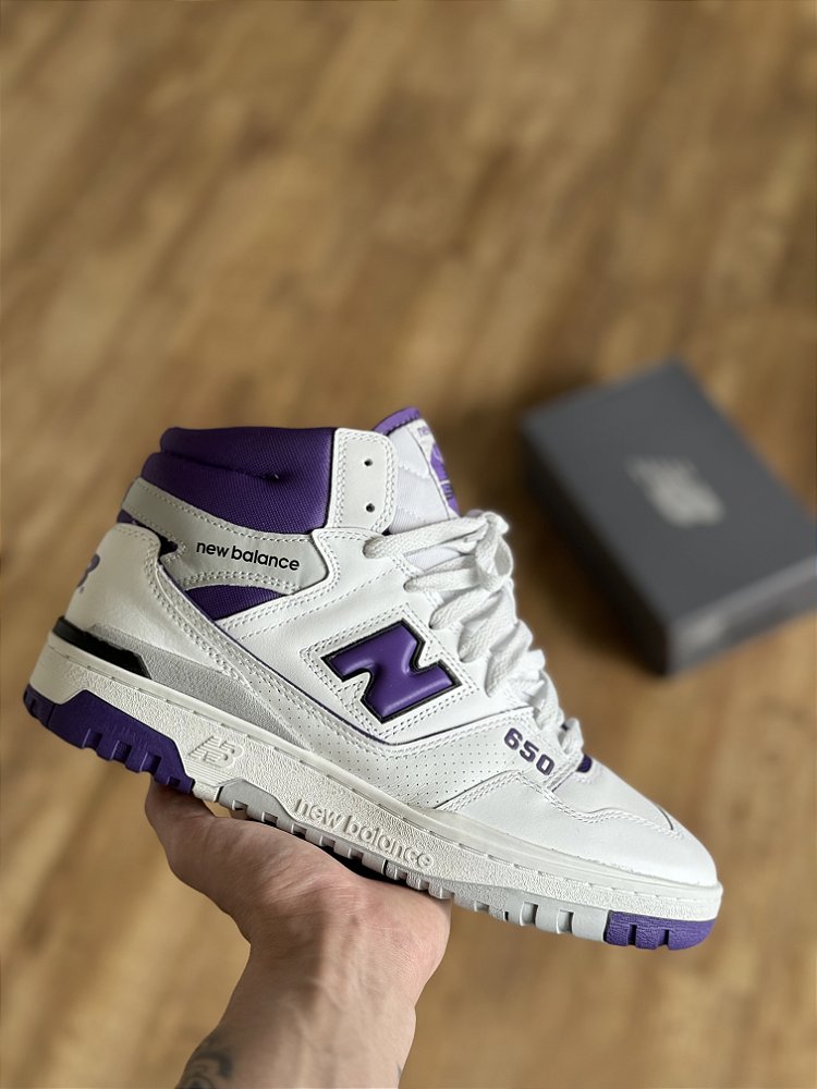 NEW BALANCE 650 (branco/roxo) - Corre de Rua