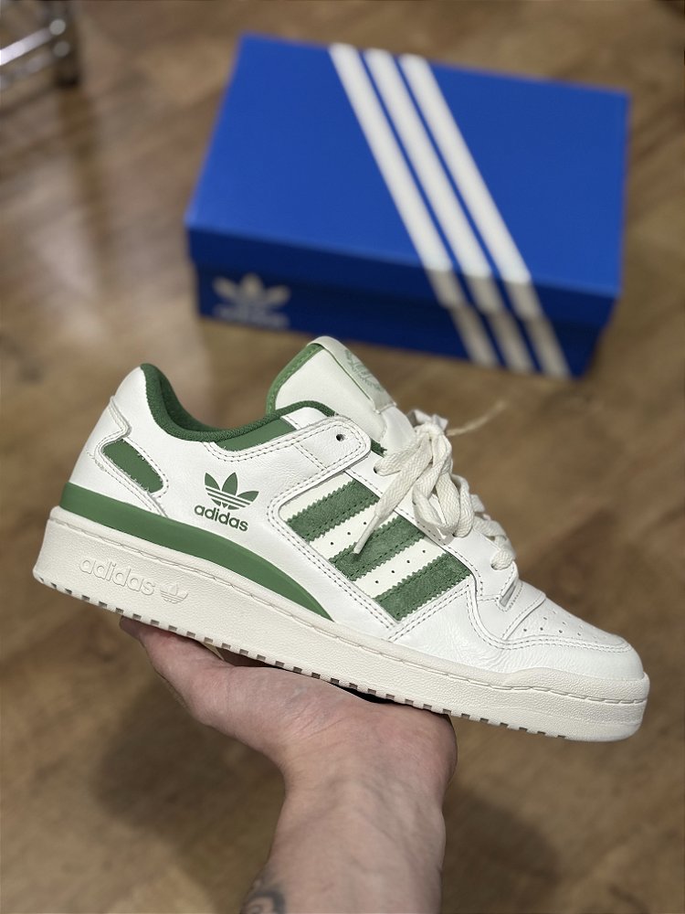 ADIDAS FORUM 84 LOW MONO x JEREMY SCOTT - Corre de Rua