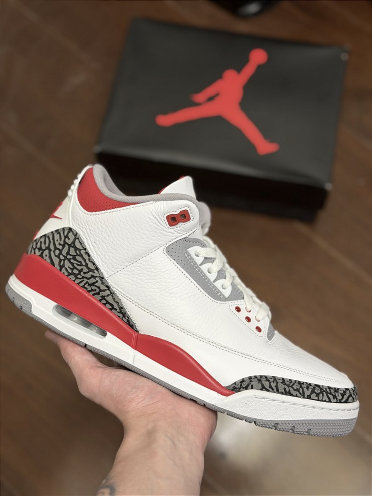 靴 NIKE Air Jordan 3 Retro 'Fire Red' JORDAN 3 RETRO “Fire Red” - Corre de Rua