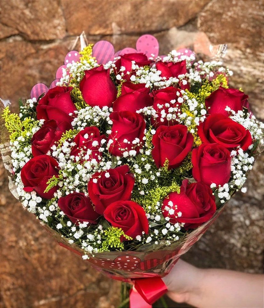 Buquê de 18 Rosas Vermelhas | Floricultura BH | Flores BH - Floricultura  BH, Cestas de Flores BH, Buquê de Flores BH